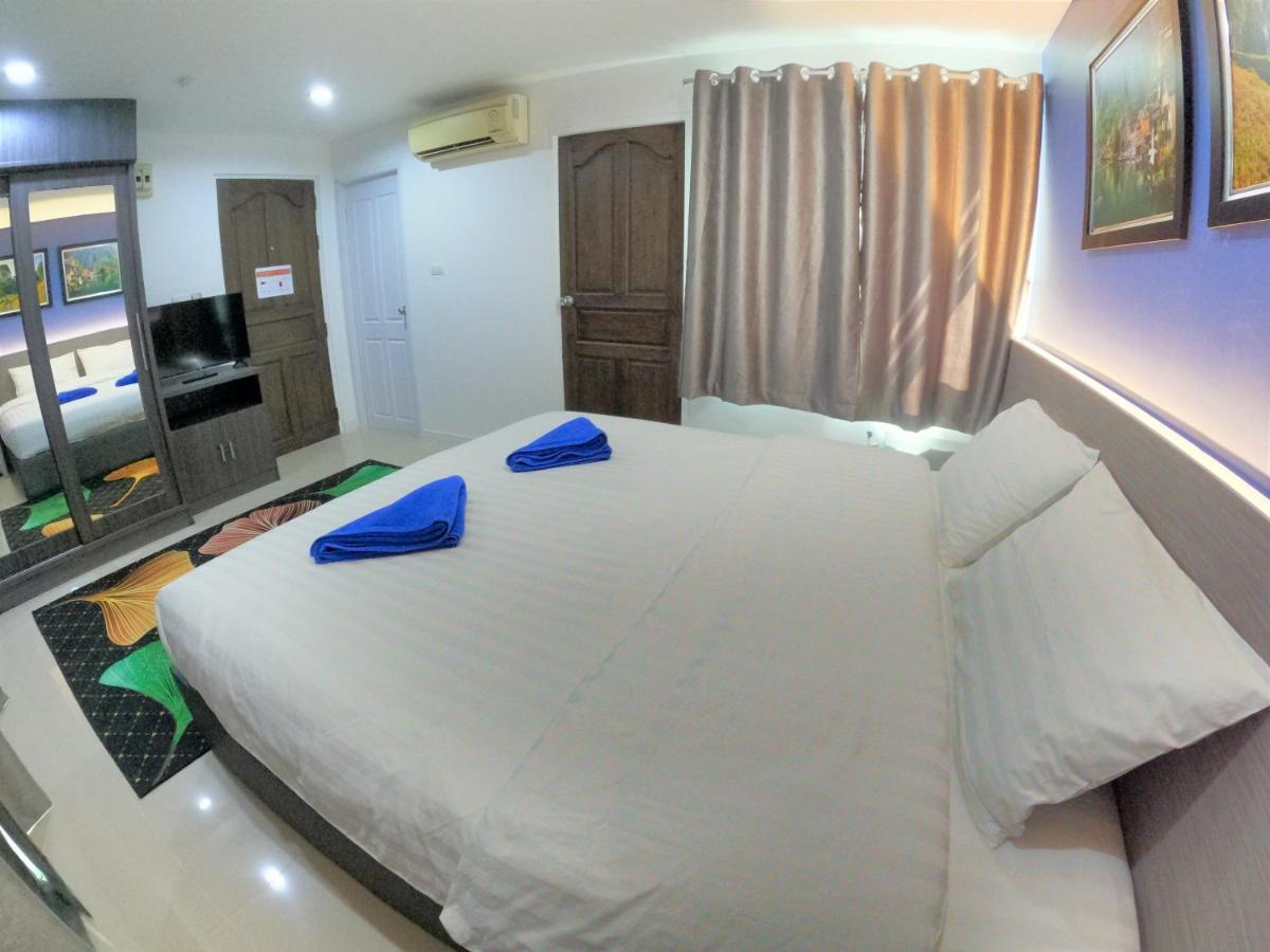 Poonsuk Place Hotel Бангкок Экстерьер фото