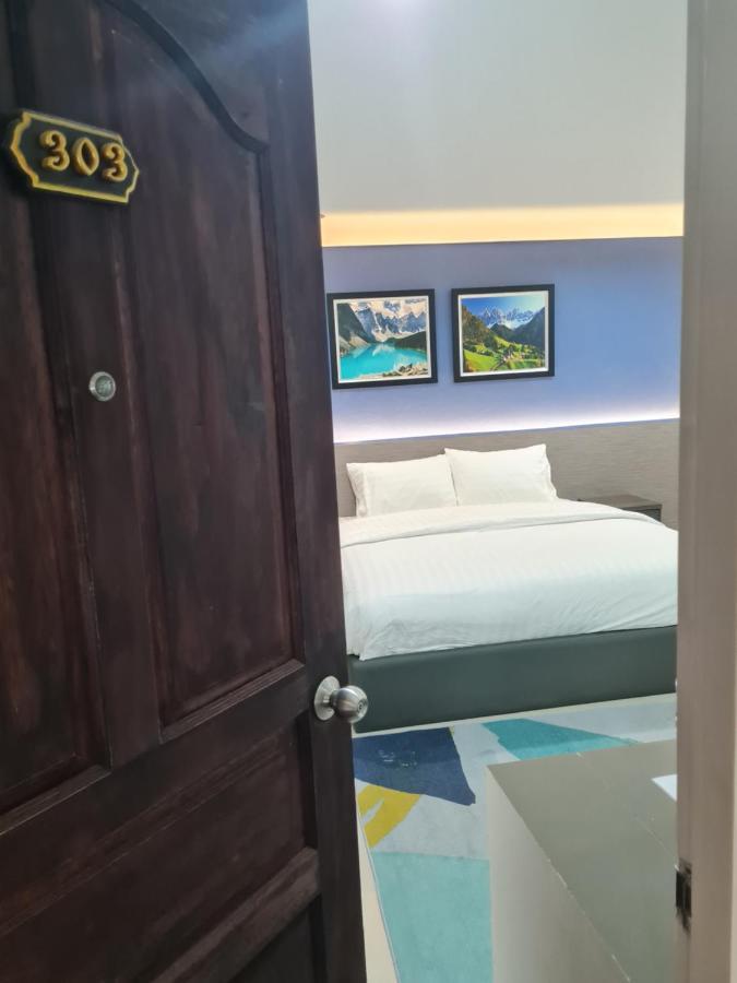 Poonsuk Place Hotel Бангкок Экстерьер фото