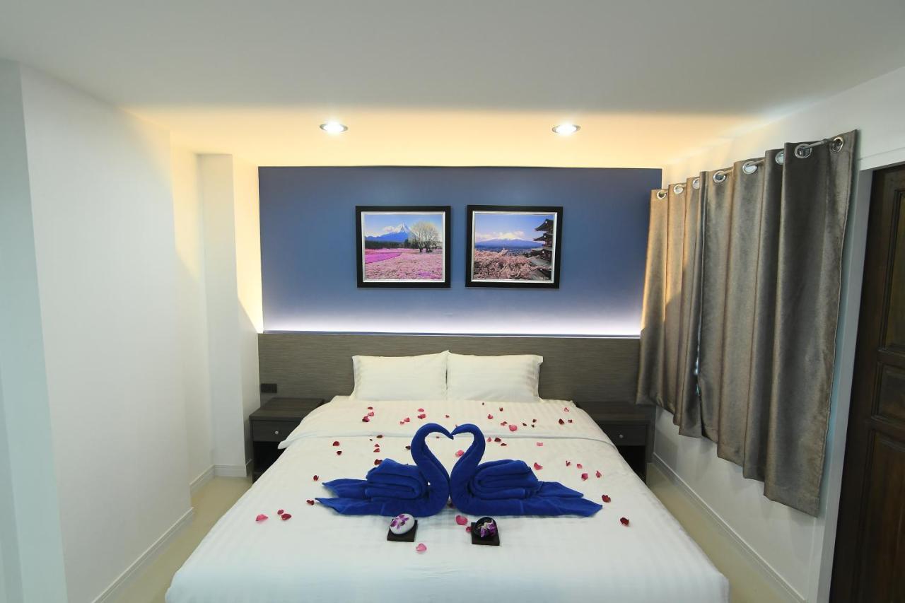 Poonsuk Place Hotel Бангкок Экстерьер фото